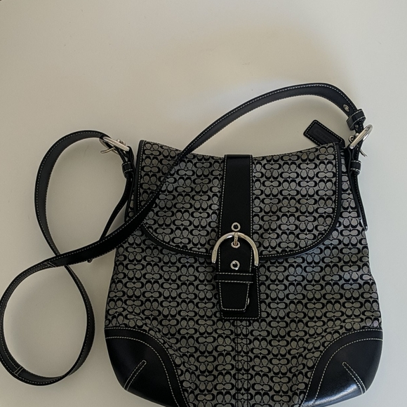 Coach - Picture 8 of 9